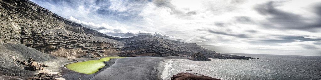 4. La laguna verde